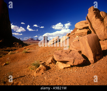 FELSBROCKEN NORD FENSTER MONUMENT VALLEY NAVAJO TRIBAL PARK UTAH ARIZONA USA Stockfoto