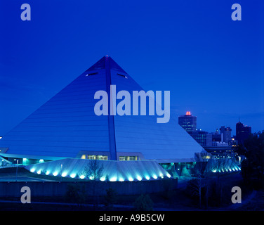 MEMPHIS PYRAMID SHOPPING MALL (© ROSSER FABRAP 1991) DOWNTOWN MEMPHIS TENNESSEE USA Stockfoto