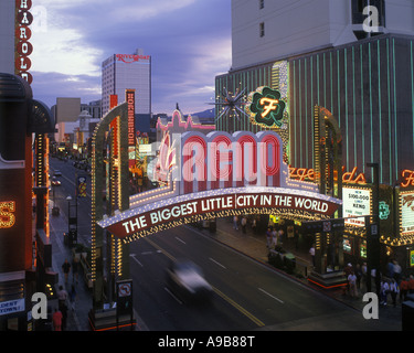 1992 historische RENO NEON TORBOGEN ZEICHEN VICTORIA STREET RENO NEVADA USA Stockfoto