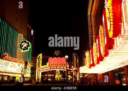 1992 historische RENO NEON TORBOGEN ZEICHEN VICTORIA STREET RENO NEVADA USA Stockfoto