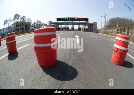 Autobahnauffahrt Dorasan Station, Südkorea und der DMZ. Stockfoto