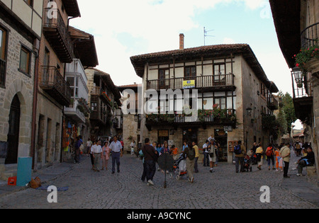 Ansicht von Santillana Del Mar erhaltenen mittelalterlichen Dorf in Kantabrien Spanien España Europa Stockfoto
