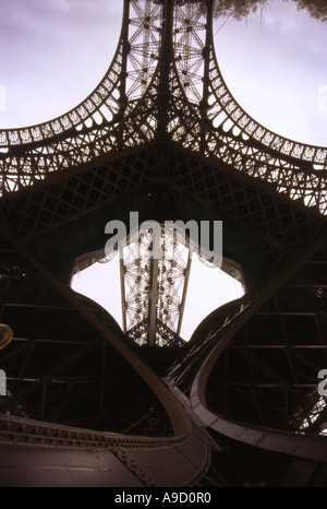 Zeigen Sie herrliche Tour Eiffel-Turm, einer der höchsten Eisen-Gebäude in der Welt Paris Frankreich-Nordeuropa an Stockfoto