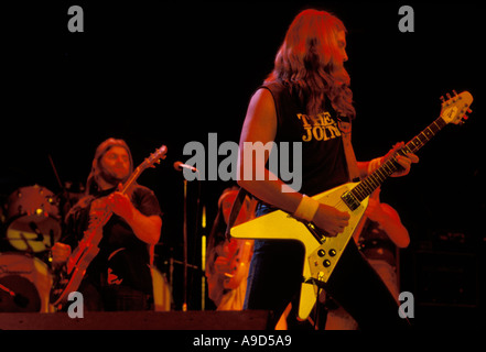 Duane Roland und Dave Hlubek von Molly Hatchet Juni 1983 Peoria, Illinois Civic Center Stockfoto