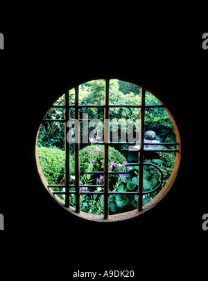 Blick aus dem Fenster Tentokuin Tempel Kyoto Japan Stockfoto