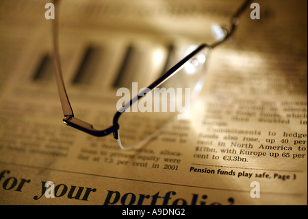 Aktienkurs in der Zeitung Stockfoto