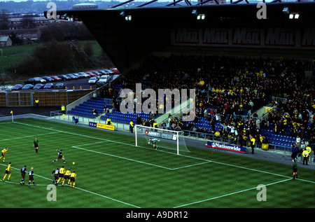 Oxford United ein Liga-Spiel gegen Mansfield Town, Kassam Stadion, Oxford, Oxfordshire, Vereinigtes Königreich. Stockfoto