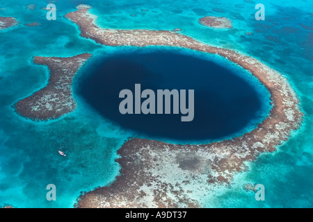 nr70840D THE BLUE HOLE Unterwasser Höhle Belize Mittelamerika Foto Copyright Brandon Cole Stockfoto