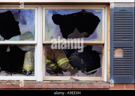 Feuerwehr-Übung kontrolliert Brennen eines Hauses McLean Virginia Stockfoto