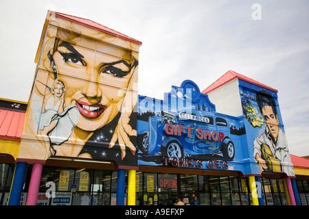 Ein Geschenk-Shop auf dem Strip in Kissimmee Florida USA Stockfoto