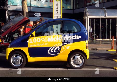 Deutschland Berlin Electric Vehicle Symposium betriebene Elektroauto Stockfoto