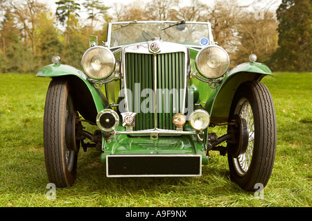 MG TC 1947 Modell mit 1250cc Langhub Motor Stockfoto