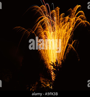Kerl Fawkes Bonfire Night Feuerwerk im November sky Stockfoto