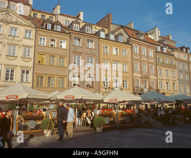 Cafés am Rynek Starego Miasta (Old Town Square), Warschau, Masowien, Polen. Stockfoto