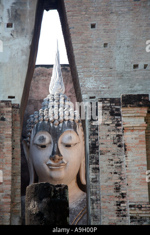 Riesige Buddha im Sukhothai Phra Achana, Wat Si Chum Stockfoto