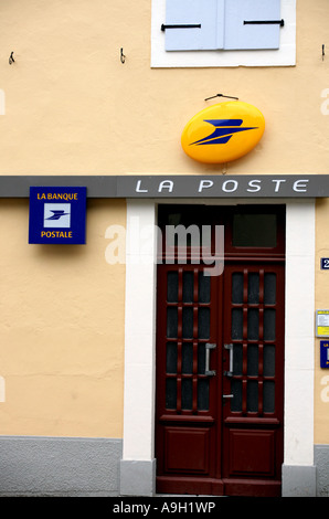 Postamt in ländlichen Dorf Lasseube Frankreich 2007 Stockfoto