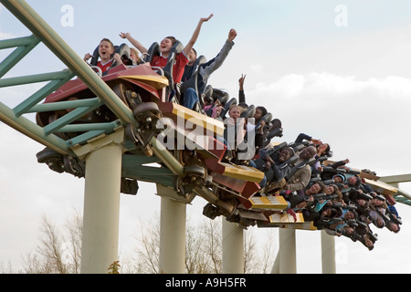 Der Koloss-Achterbahn im Thorpe Park Stockfoto