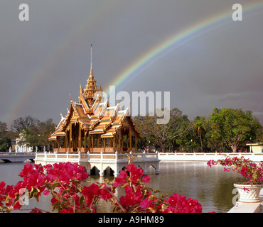 TH - AYUTTHAYA: Die königlichen Gärten bei Bang Pa In Palace Stockfoto