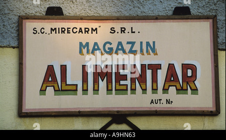 Lebensmittel Shop Signage Sighet Nordrumänien Stockfoto