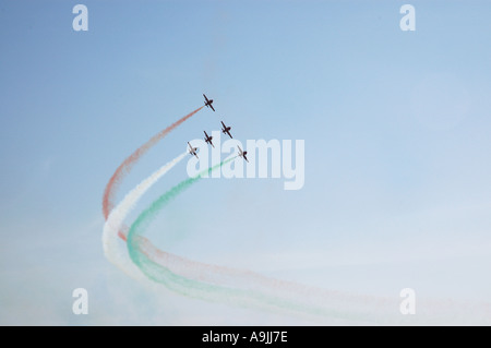 ANG99133 Air Show von Air Force India am Marine Drive Bombay jetzt Mumbai Maharashtra Indien am 17. Oktober 2004 Stockfoto