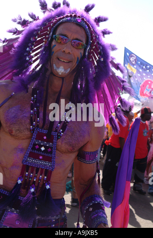 Porträt eines Mannes auf einem Jahrmarkt in Trinidad West Indies Stockfoto
