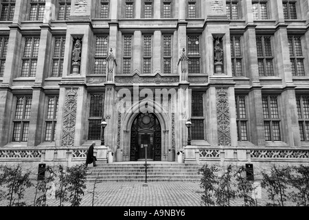 Prächtigen gotischen Fassade des Maughan Library, London Stockfoto