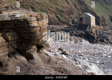 Fischer wirft an des Priesters Bucht Cape Cornwall Cornwall England Stockfoto