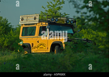 Original 1985 meine Camel Trophy Land Rover Defender 90 geändert und für die Kamel-Trophäe 1985 verwendet. Stockfoto