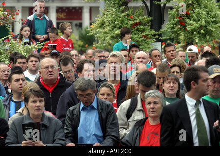 26. September 2004 Hommage an Brian Clough OBE hosted by Stadtrat Nottingham und Derby Stadtrat in Nottingham s Markt Stockfoto