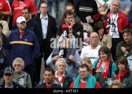 26. September 2004 Hommage an Brian Clough OBE hosted by Stadtrat Nottingham und Derby Stadtrat in Nottingham s Markt Stockfoto