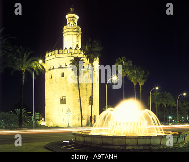 BRUNNEN TORRE DEL ORO SEVILLA ANDALUSIEN SPANIEN Stockfoto