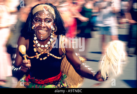 Karneval der Kulturem Karneval der Kulturen brasilianische Tänzerin Stockfoto