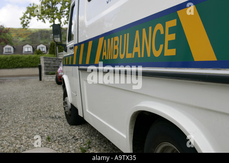 Seitenstreifen der Krankenwagen Stockfoto