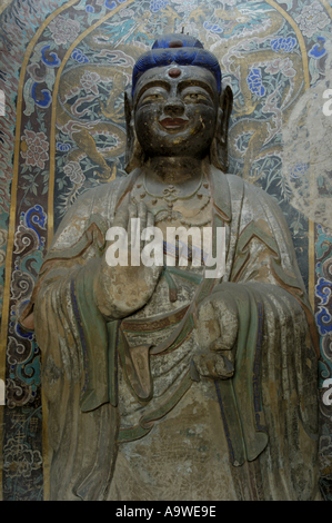 Yungang Shiku Höhlen / Grotten bei Datong, China - ein antike Buddha geschnitzt in eine Grotte Stockfoto