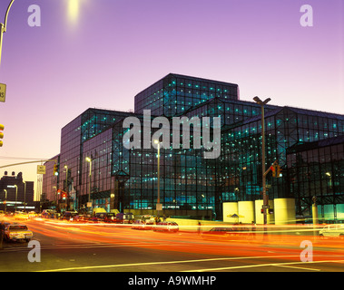 JACOB JAVITS CENTER ELEVENTH AVENUE IN MANHATTAN NEW YORK CITY USA Stockfoto