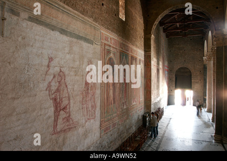 Innenraum der Kirche San Miniato al Monte in Florenz Italien Stockfoto