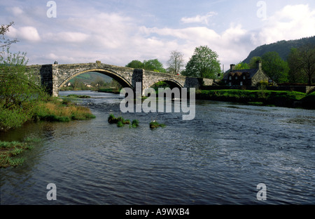 Brücke über den Fluss Conwy bei Romanum North Wales entworfen von Inigo Jones und eingebauten 1636 Stockfoto