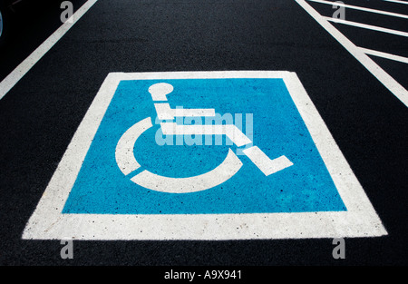 Handicap-Parkplatz Stockfoto