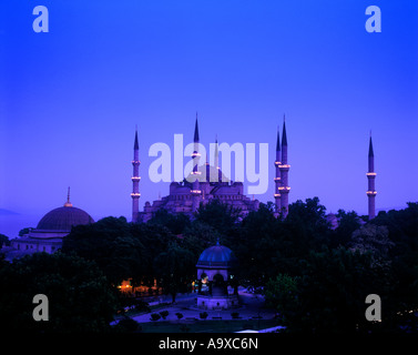 MINERETTES SULEYMANIYE SULTAN AHMET CAMII BLAUE MOSCHEE ISTANBUL TÜRKEI Stockfoto