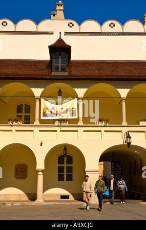 Hof des städtischen Museums in der alten Stadt Bratislava Slowakei EU Stockfoto