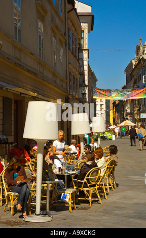 Cafe Terrasse bei Panska Straße in Bratislava Slowakei EU Stockfoto