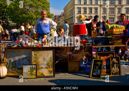 Alt Wiener Flohmarkt Flohmarkt in Wien Österreich Europa Stockfoto