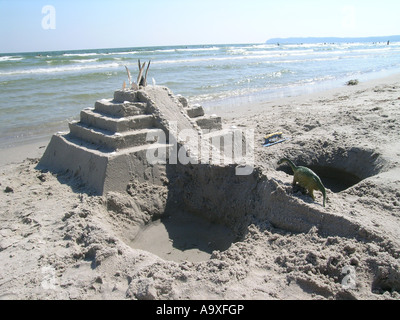 Sandburg am Strand, Deutschland, Ostsee Stockfoto