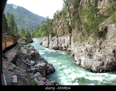 Schlucht am Animas River auf der Bahnstrecke Durango-Silverton, Schlucht, USA, Colorado, San Juan National Forest, Jul 04. Stockfoto