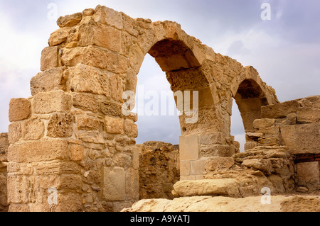 Reste der antiken Architektur Bögen an römische Agora der archäologische Ort von Kourion Zypern Stockfoto