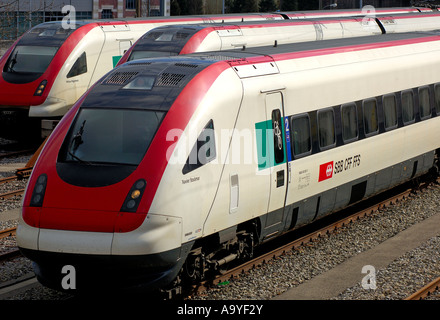 Intercity kippbaren Zug RABDe 500, SBB CFF FFS, Schweiz Stockfoto
