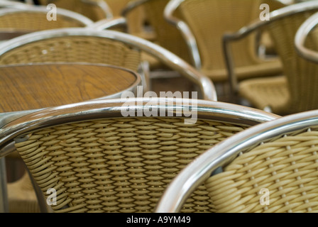 Detail der kontinentalen Stil Cafe Stühle und Tische Stockfoto