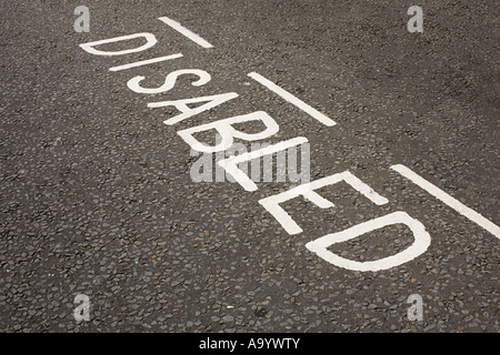 Behindertenparkplatz Stockfoto