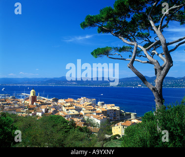 SKYLINE VON SAINT-TROPEZ COTE D AZUR RIVIERA KÜSTE VAR FRANKREICH Stockfoto