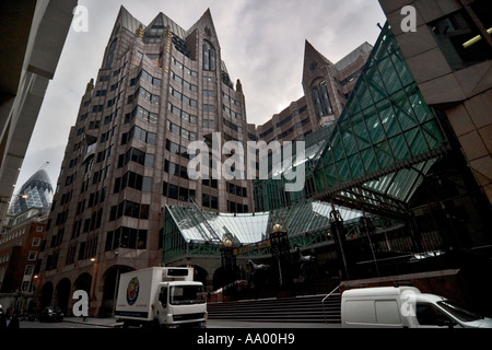 Minster Court in der City of London London Underwriting Center Stockfoto